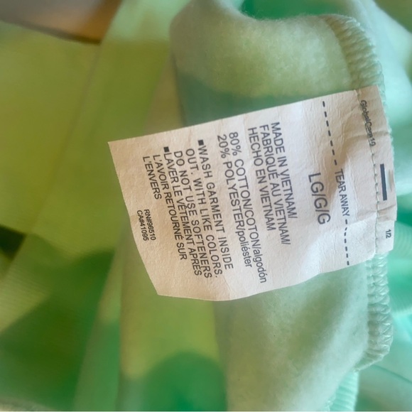 NWOT Under Armour Green Lightweight Pullover Sweater - Picture 6 of 10